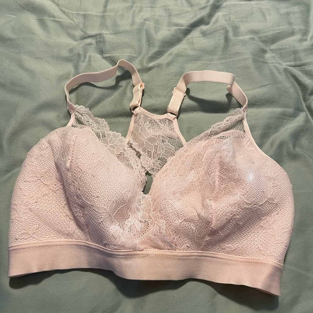 Chantelle Bra/Bralette size XL - NWOT
